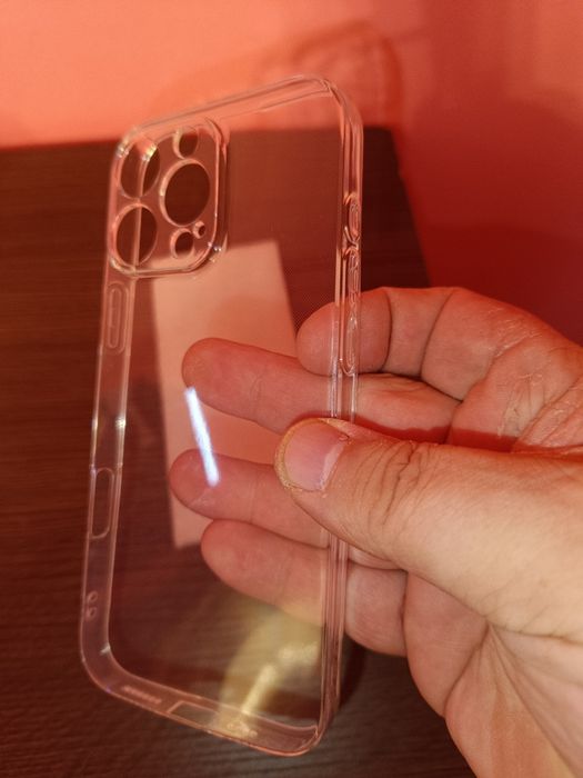 Huse iPhone 16 pro max transparent NOI 
Mai multe detalii la