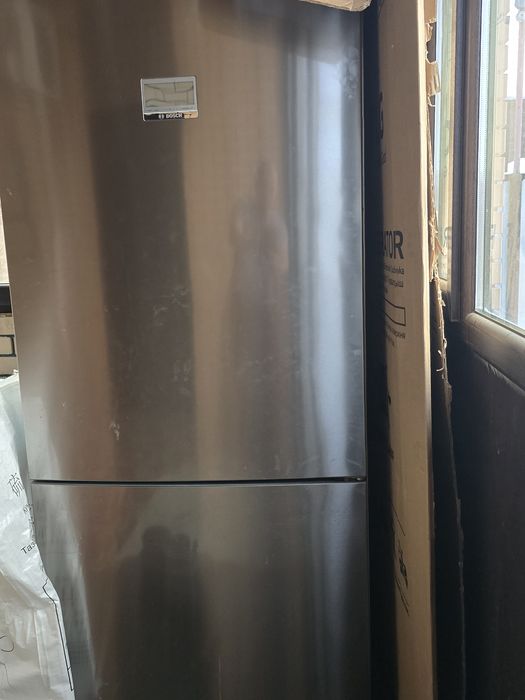 Холодильник Bosch широкий 90см.