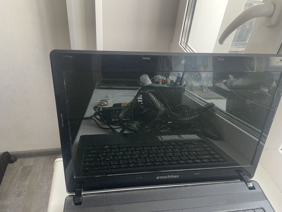 Продам ноутбуки сразу два