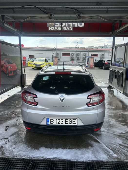 RENAULT Megane 2011 — imagine 3