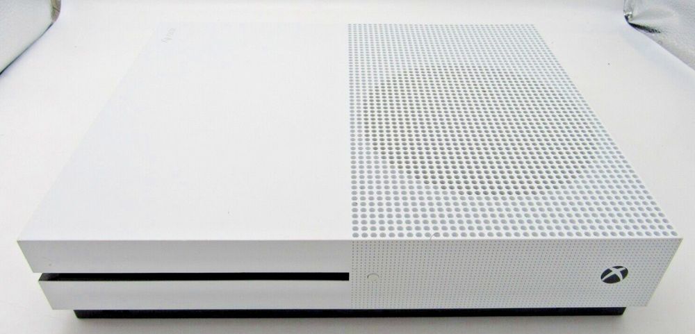 Продам Xbox one s
