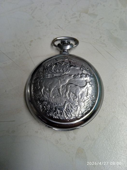 Часы карманные молния.