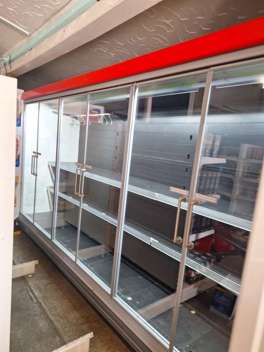 Хладилни витрини