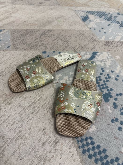 Новые тапочки, размер 40-41