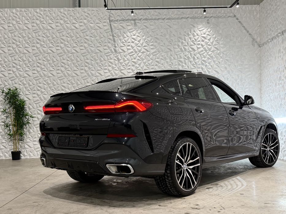 BMW X6 M-Paket / Panorama / Harman&kardon /Grila iluminata/ 17800 km