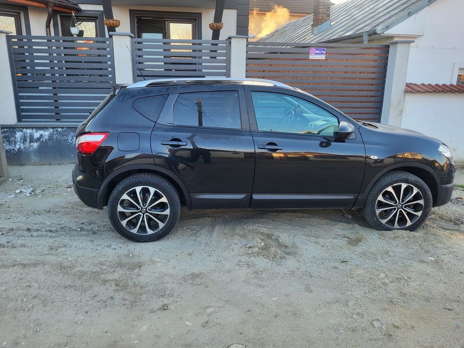 Vind auto Nisan Qasqai