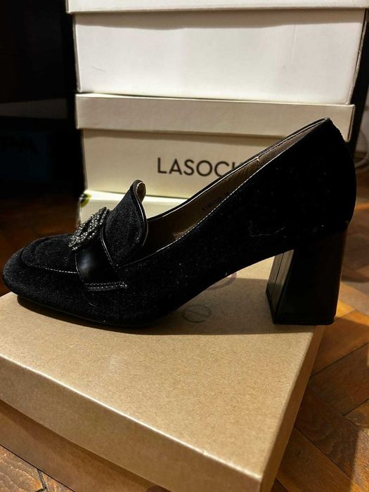 Pantofi de catifea negri vintage