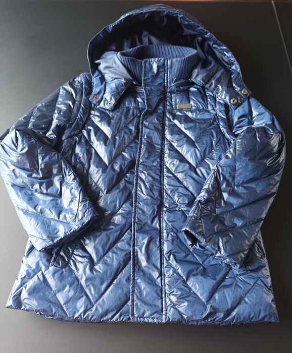 Geaca / Vesta  Guess