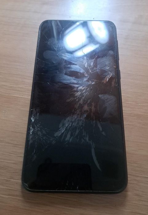 Samsung A10  телефон