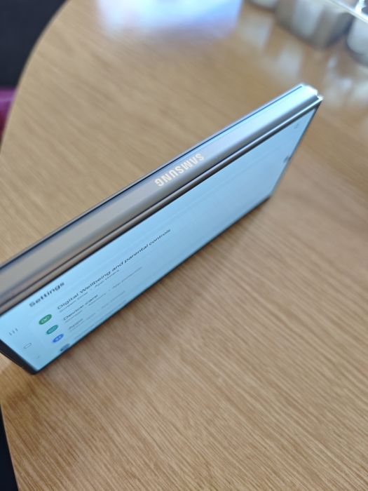 Samsung galaxy Z fold 6 нов