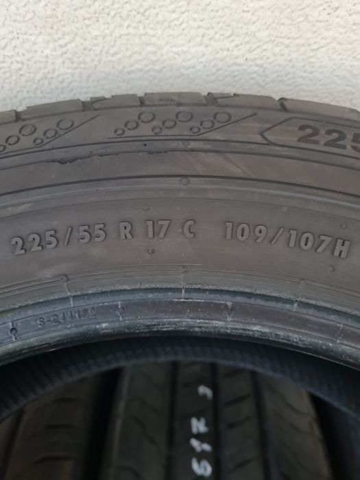 Летни гуми 4 броя CONTINENTAL ContiVanContact200 225 55 R17C дот 4519