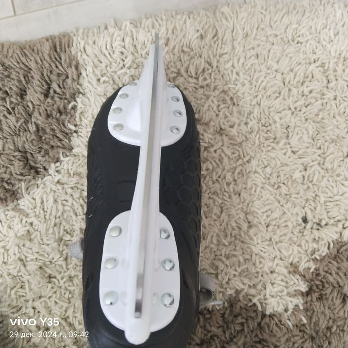 Коньки 38размер хокейские