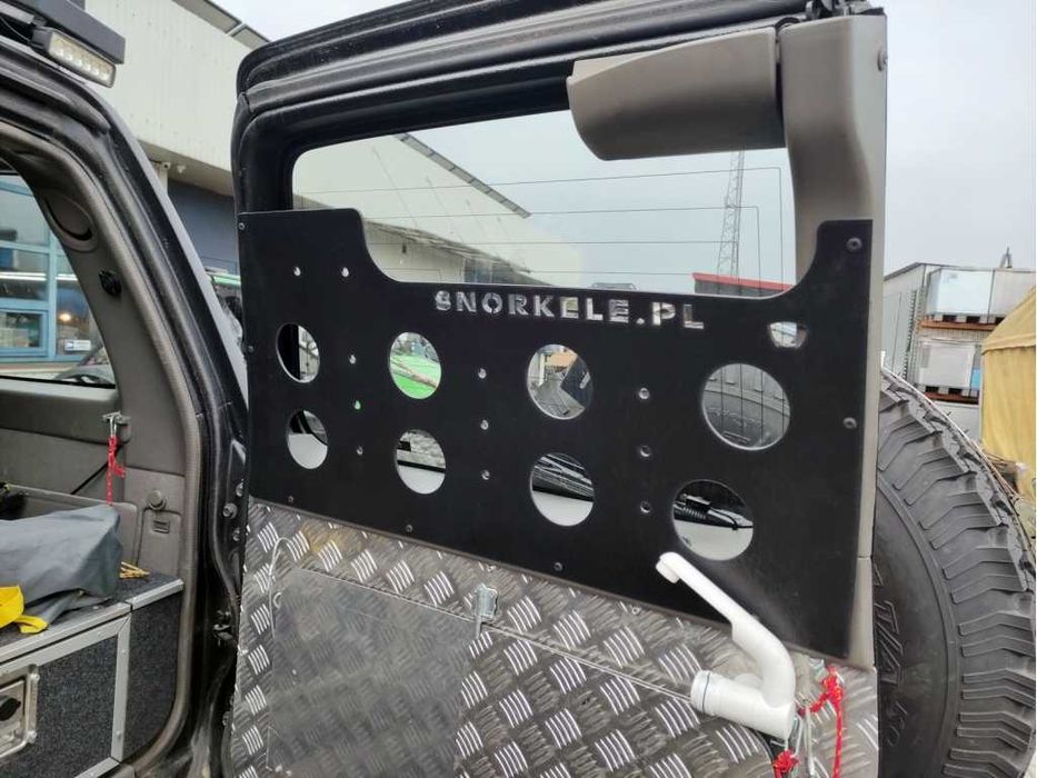 Set 2 buc organizator usi spate Nisssan Patrol Y61