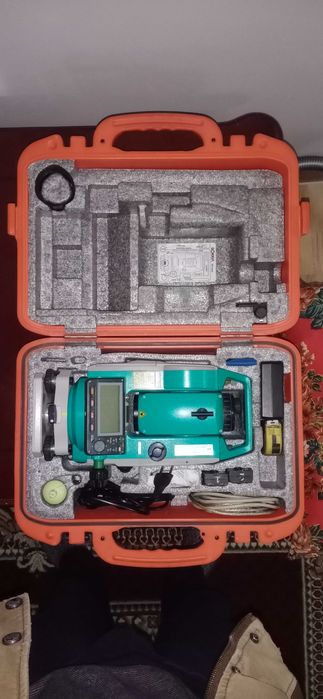 электронный тахеометры