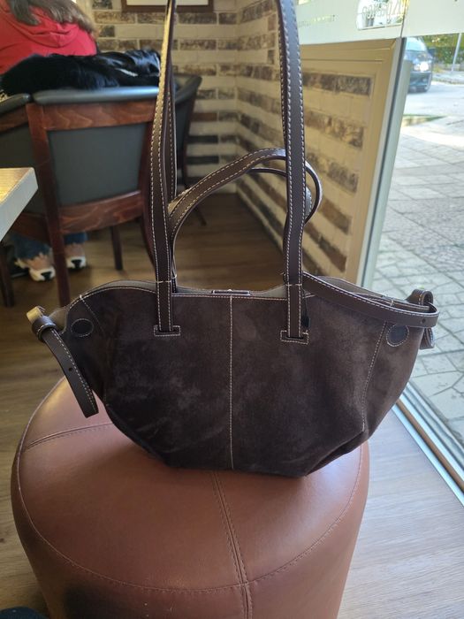 Кафява чанта с тик так копче