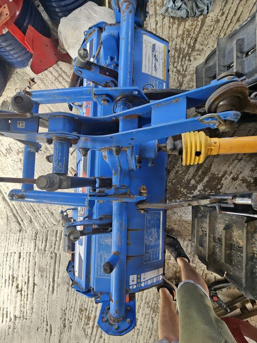 Tractor iseki cu senile 20 CP