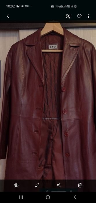 Vând geci de piele, moale și fină,impecabile, 600 lei bucata