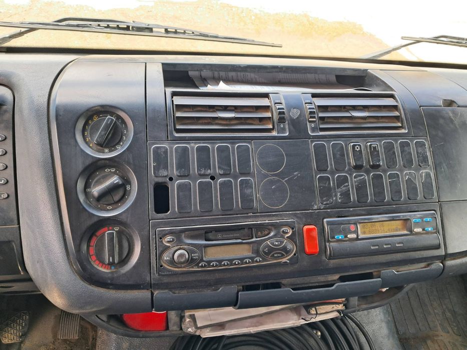 Камион Mercedes Atego 815