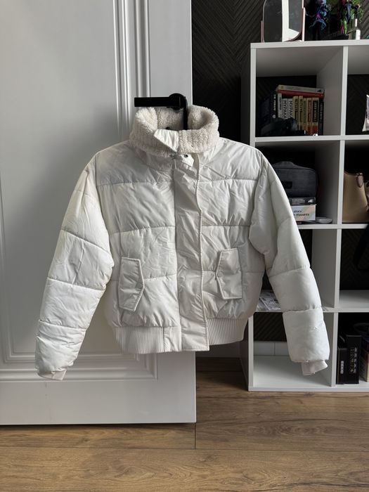 Продам куртки зимние