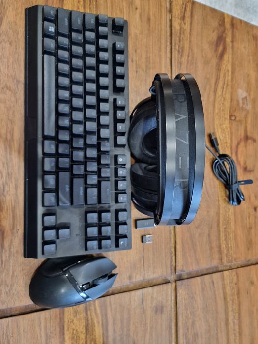 Pachet periferice RAZER BlackWidow/Nari/Basilisk