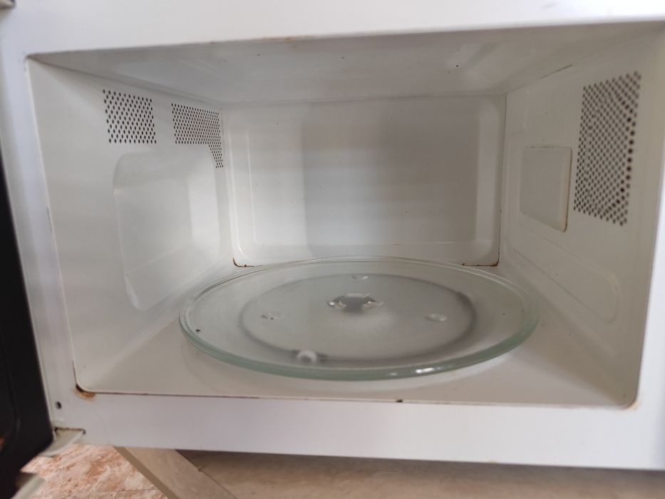 Микровълнова фурна Самсунг