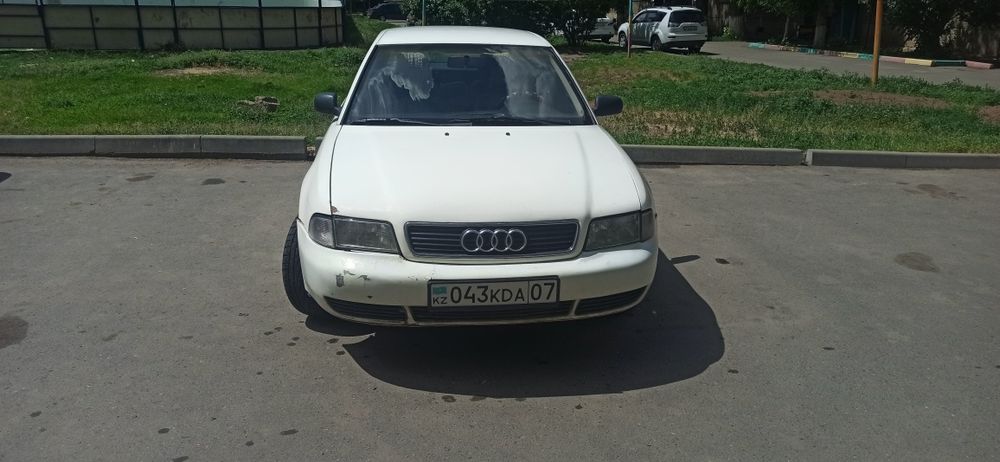 Ауди А4 Б5 1.8 АКПП 1995г