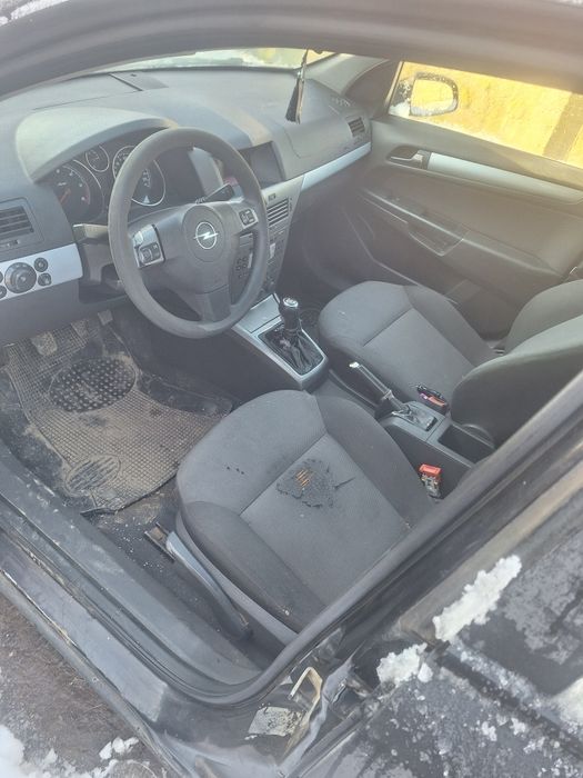 Vând Opel astra h