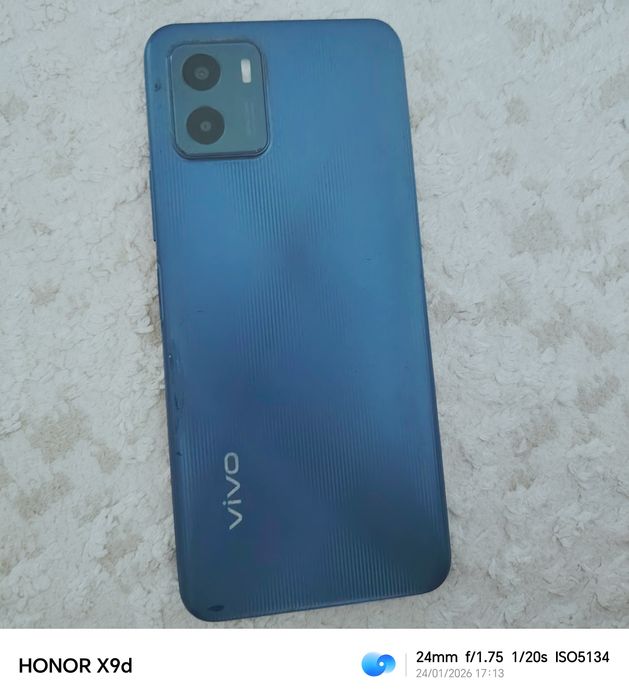 Продам телефон vivo y15