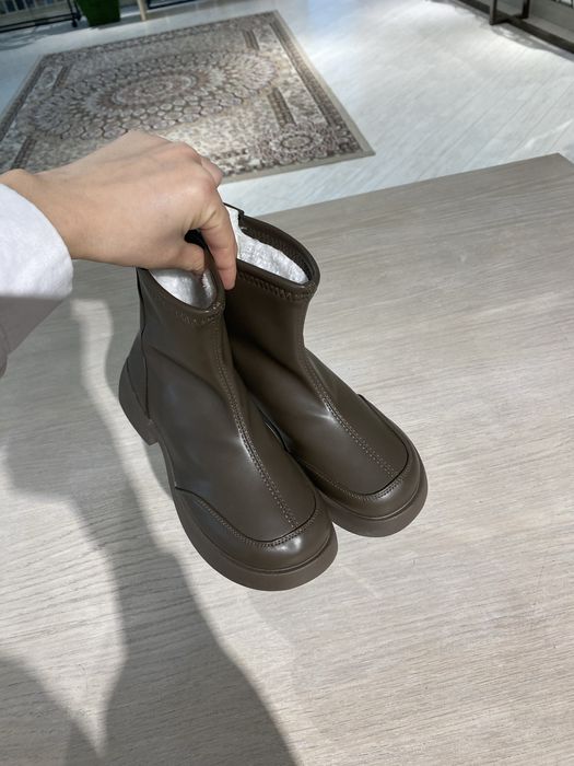 Новые зимние ботинки,35размера