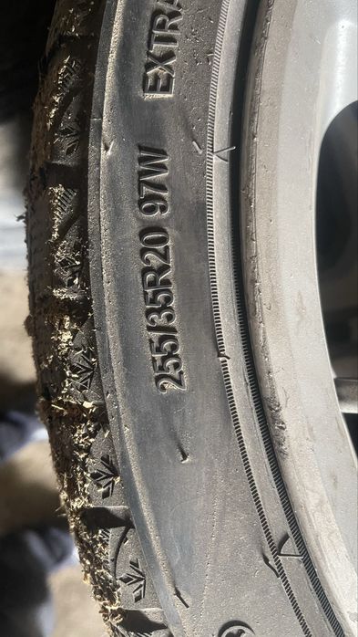 Диск на мерседес с зимними шинами