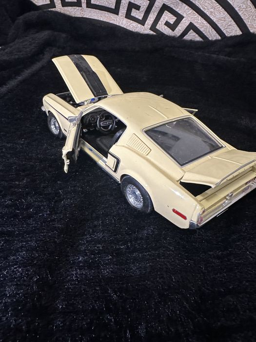 Ford mustang de colectie anumite imperfectiuni