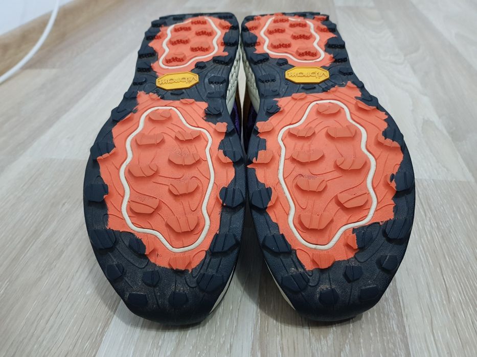 Adidași New Balance Hierro mărimea 44 Nike