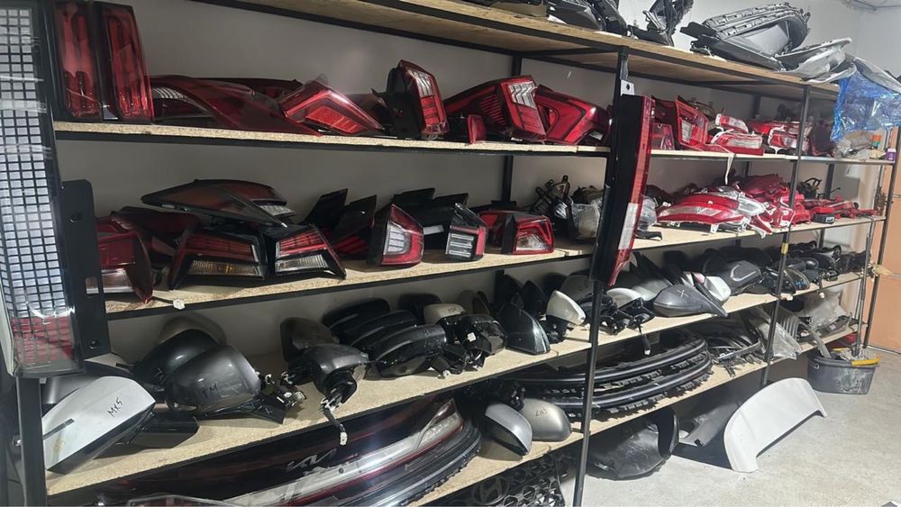 Kia,Hyundai,Genesis задние фонари ( стопы) Киа Хюндай Женесис