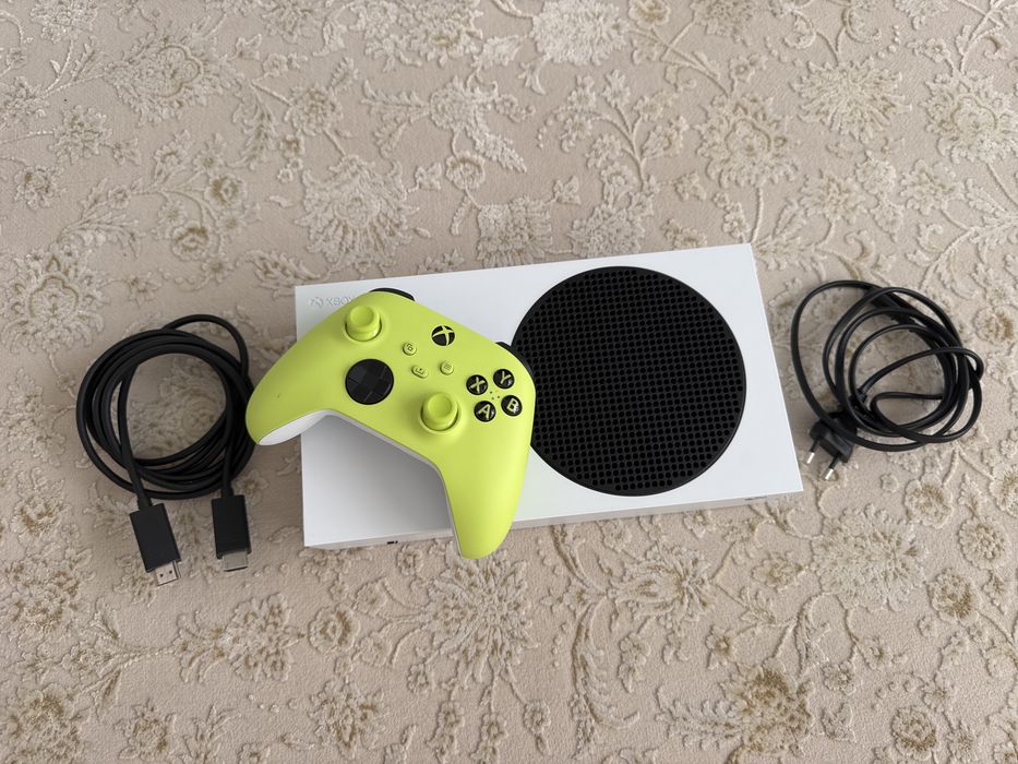 Xbox seria S, nou + controler verde+cabluri