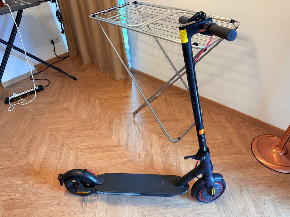 Vând trotineta Xiaomi PRO 2 10/10
