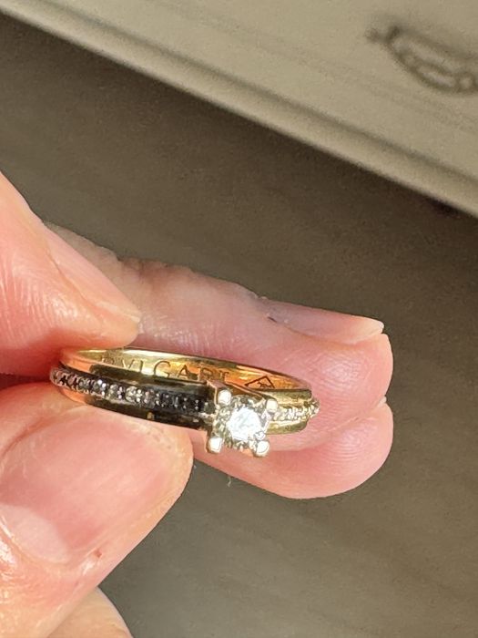 Золотое кольцо “Bvlgari” 750 проба