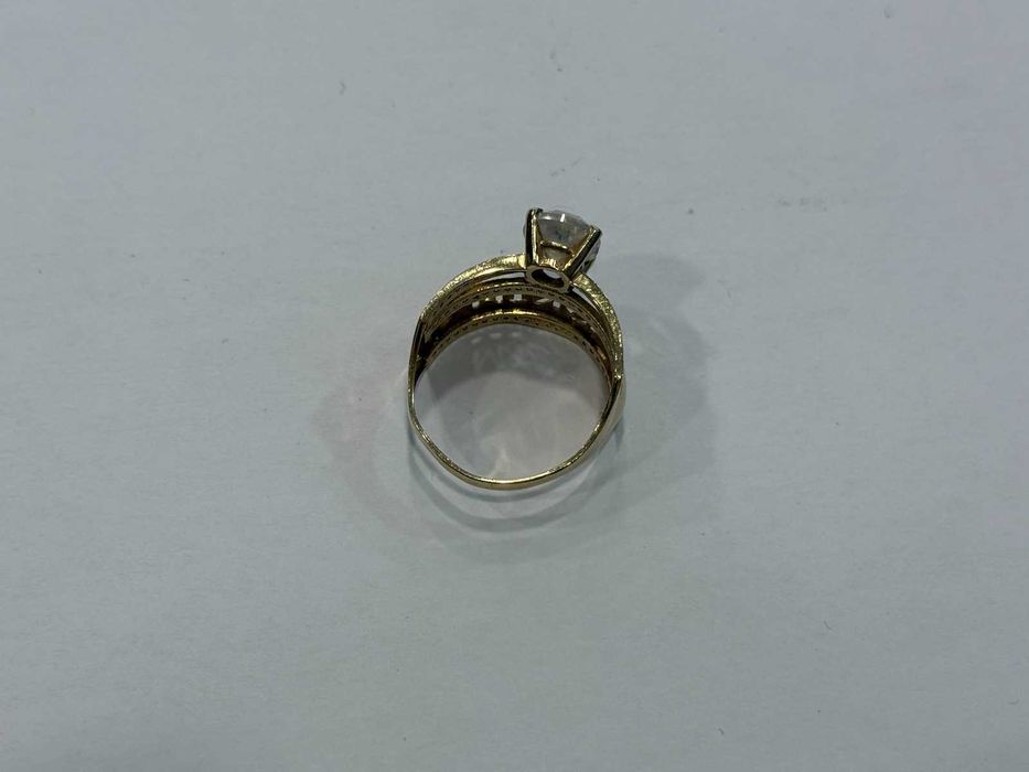 Златен дамски пръстен 14K -4,61г