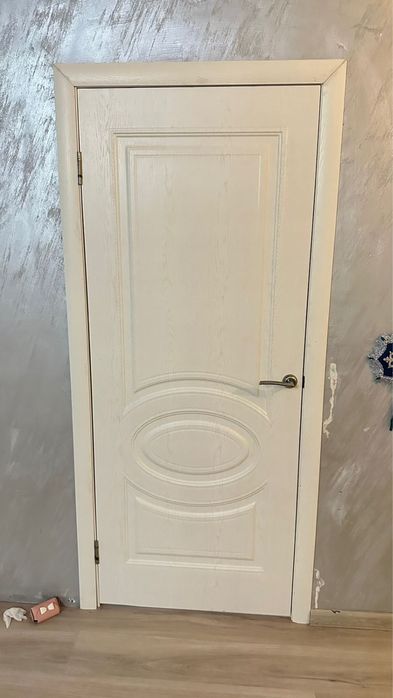 продам меж комнатные двери