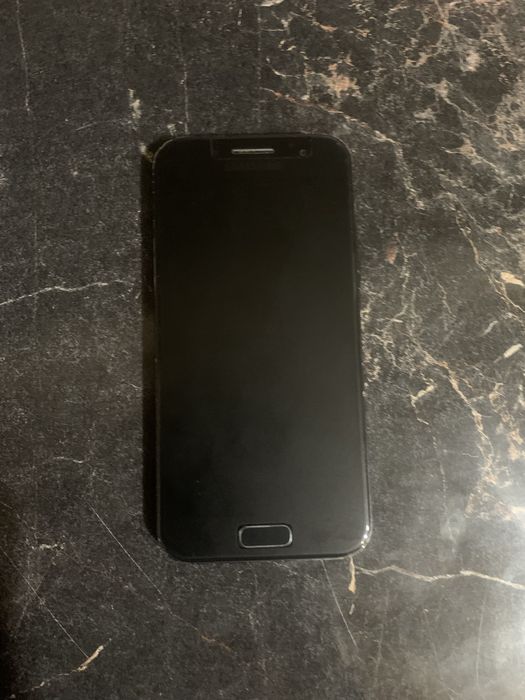 продается Samsung A3 2017 в хорошем состоянии