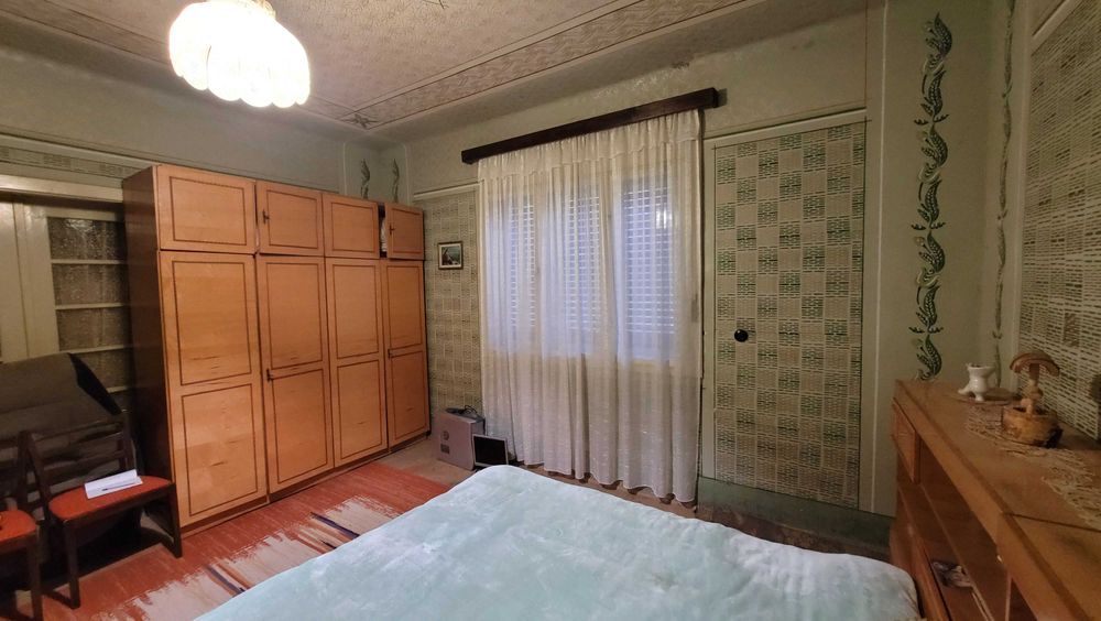 Vand casă la Zorani