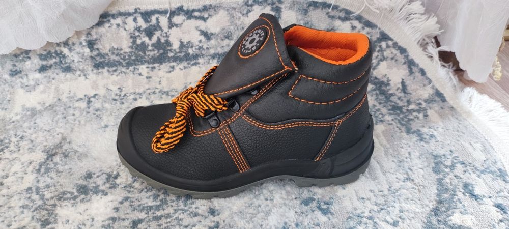 Рабочие ботинки 37 размер