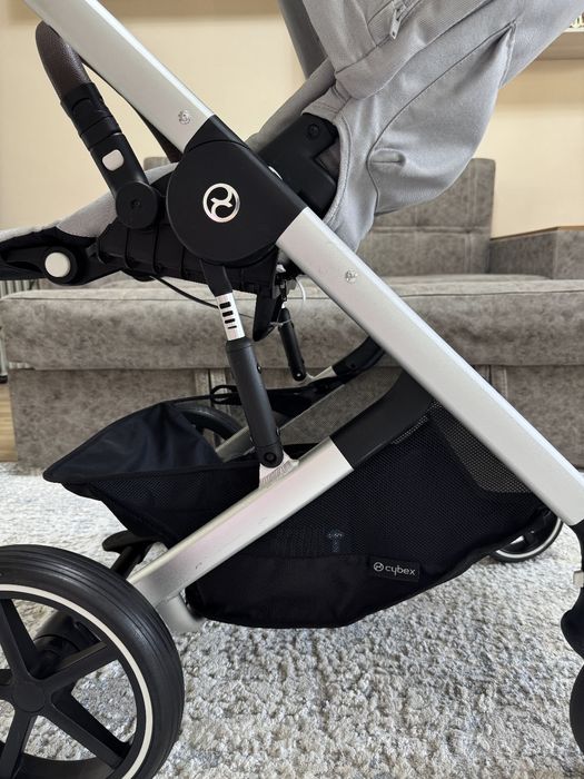 Cybex Balios S lux
S Lux, состояние отличное, без
царапин, ухаживали б