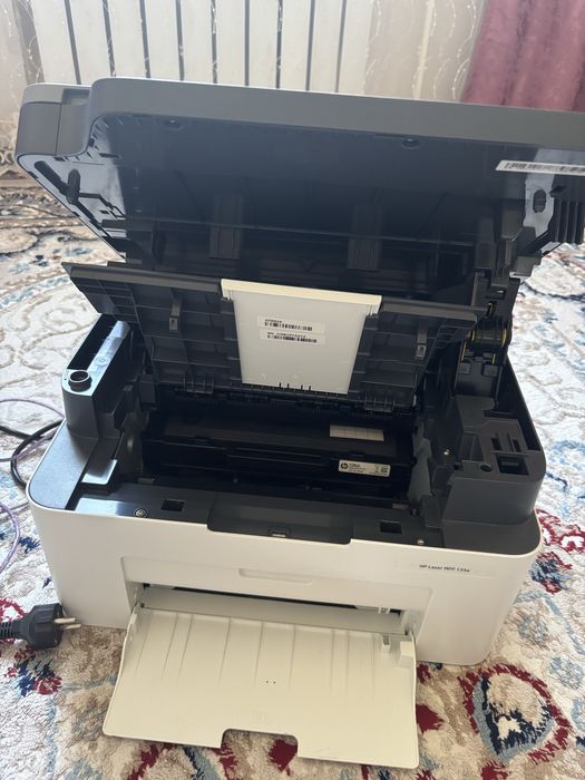 Принтер hp 2в1 ( черный-белый) сатылады!