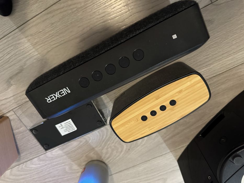 Boxe bluetooth  bose , jbl