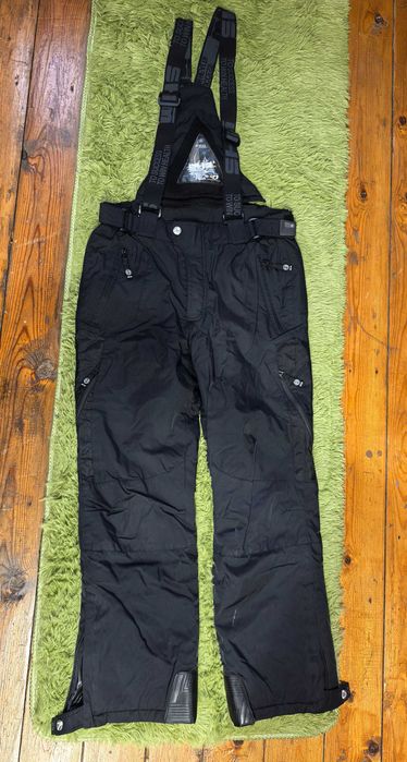 Долнище за сноуборд или ски