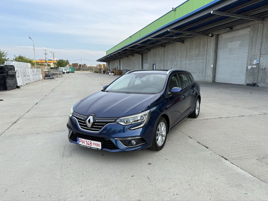 Renault Megane 4 Intens 1.5 dci 110 cp ,fabr. 2017 , Lumini Ambientale , Led , Camera , Multi Sense , Carte Service + Raport Nap !!