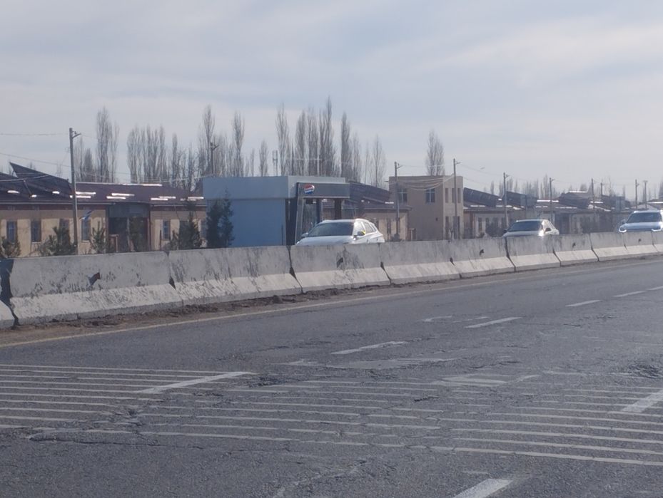 Участка сотилади