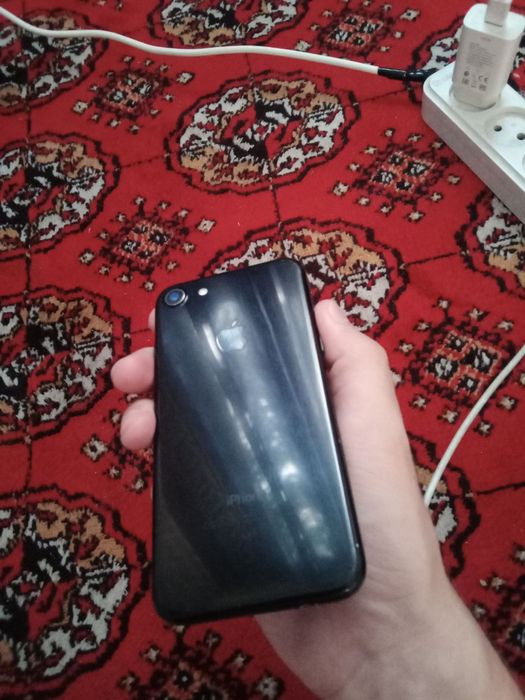 Ayfon 7 sotiladi 128 tali