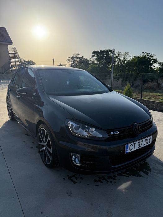 VOLKSWAGEN Golf 2012 — imagine 5