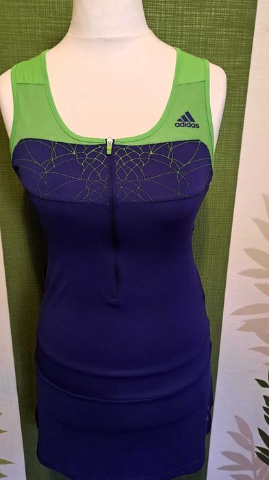 Rochie Adidas mărimea L